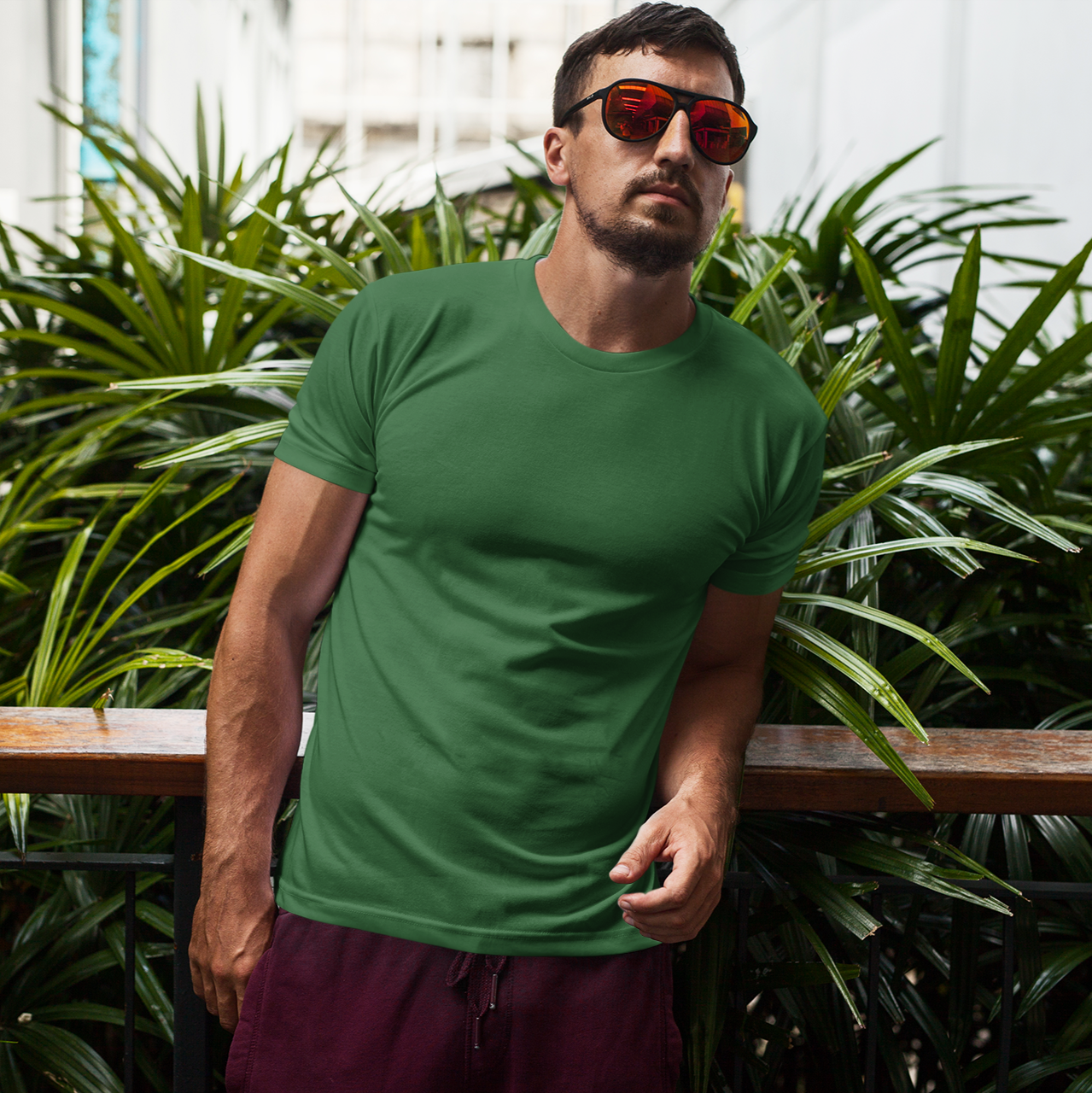 Scaleuplife Luxe Basics Tee – Luxury Meets Simplicity